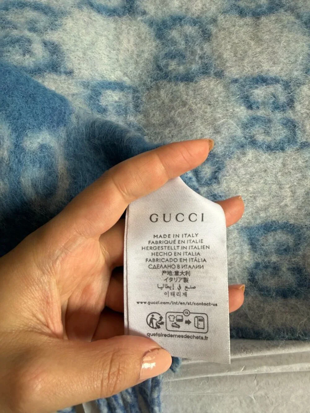 Gucci this scarf